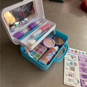 Melissa & doug Play Make up kit